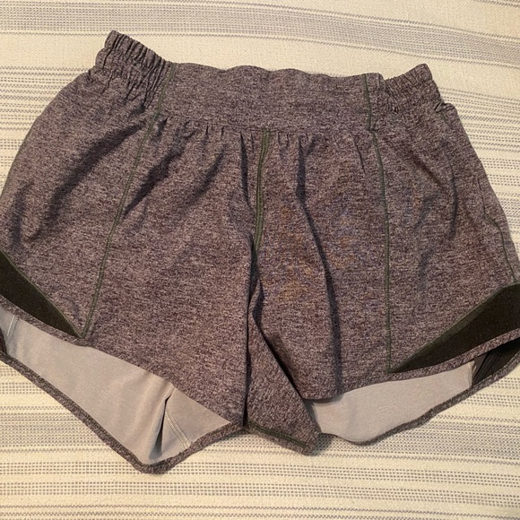 Lulu Lemon shorts - Picture 3 of 3